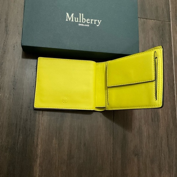 Mulberry Men Black Yellow 8 Card Trifold Heavy Grain Leather Wallet - Picture 3 of 7